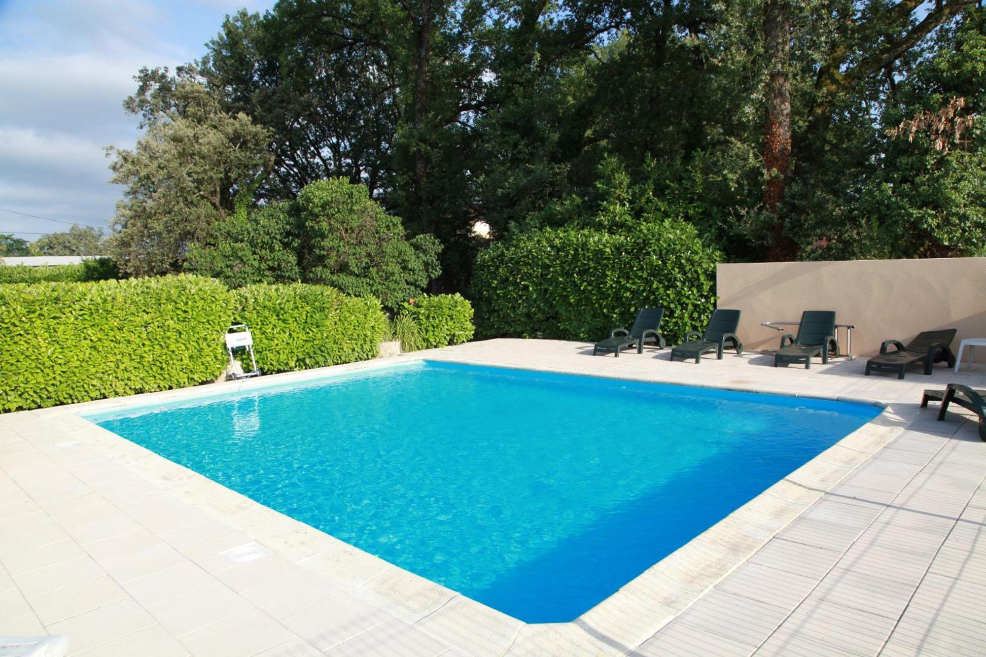 Logis Restaurant La Borie Hotel Saint-Genies